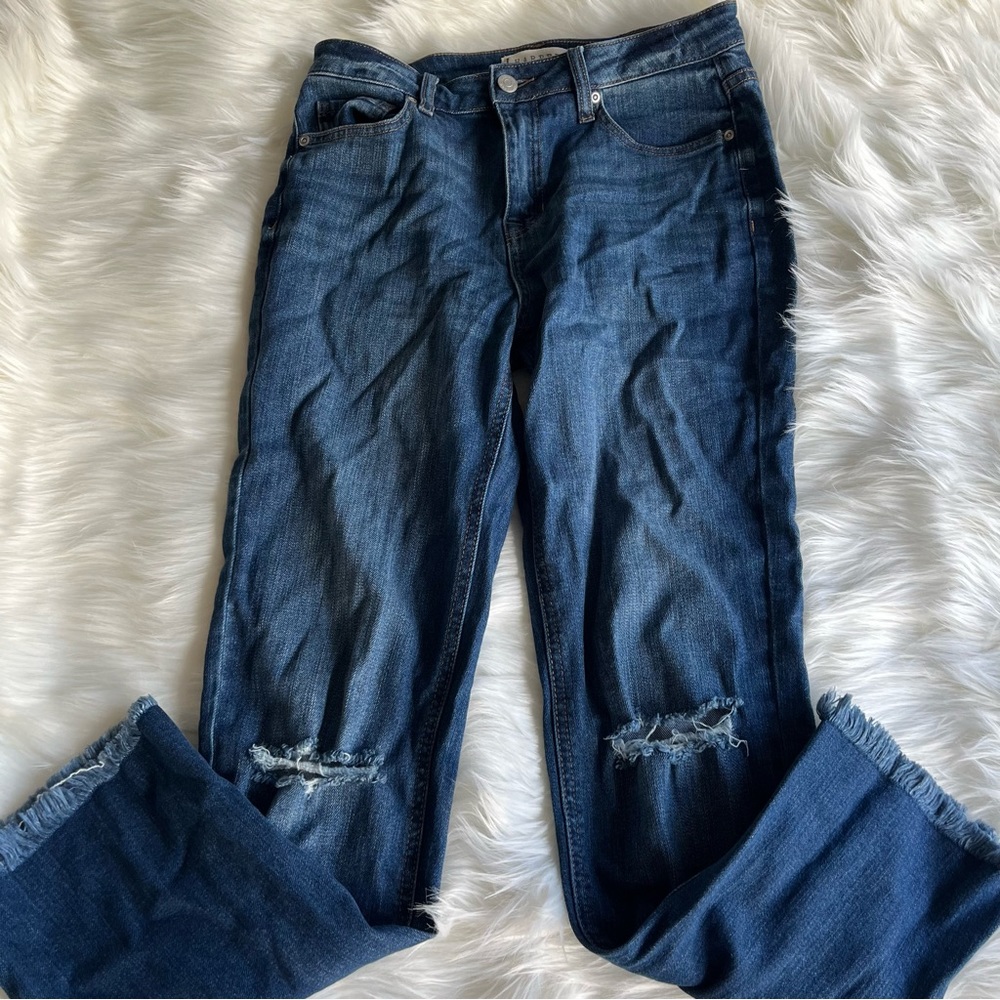 Women’s Dark Wash Jeans